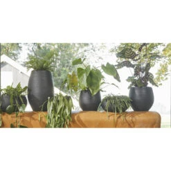 Mica Decorations Plantenpot - Zwart - Mat - Keramiek - 29 X 25 Cm -Groene Hoek 040b23b31f50463c91f001a6550e3997