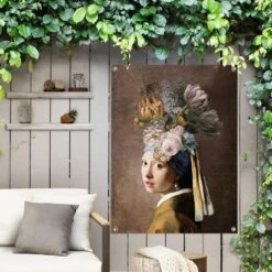 Tuinposter Vermeer Bloemenmeisje Met De Parel 80x60 Cm Bont -Groene Hoek 1000088390 0101