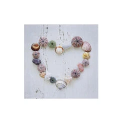 Voorkant 44 Art For The Home - Buitencanvas - Schelpenhart - 50x50cm