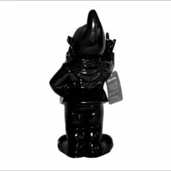 Stoobz Design Tuinkabouter - Zwart - Middelvinger - 30 Cm -Groene Hoek 84565b8e9f5d4d8c9b2ebd2ccdd0a66f